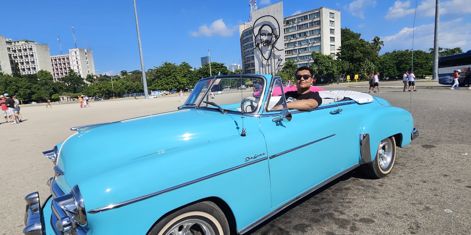 Equipo de Viajes en Oferta en oficina